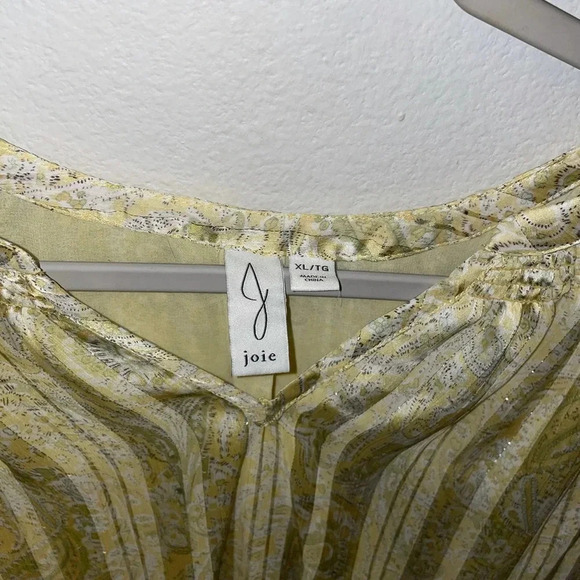Joie women's v-neck ruffle sleeve paisley metallic blouse yellow size XL - Picture 3 of 4